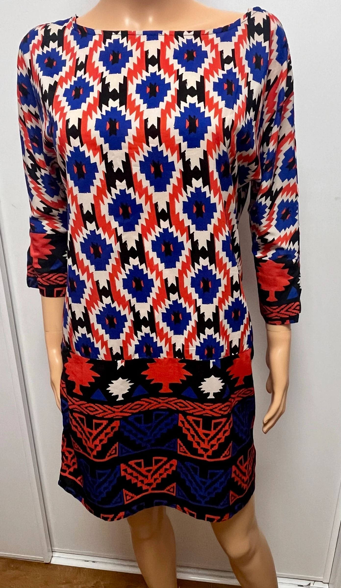 Vestido con motivos gráficos – photo 2